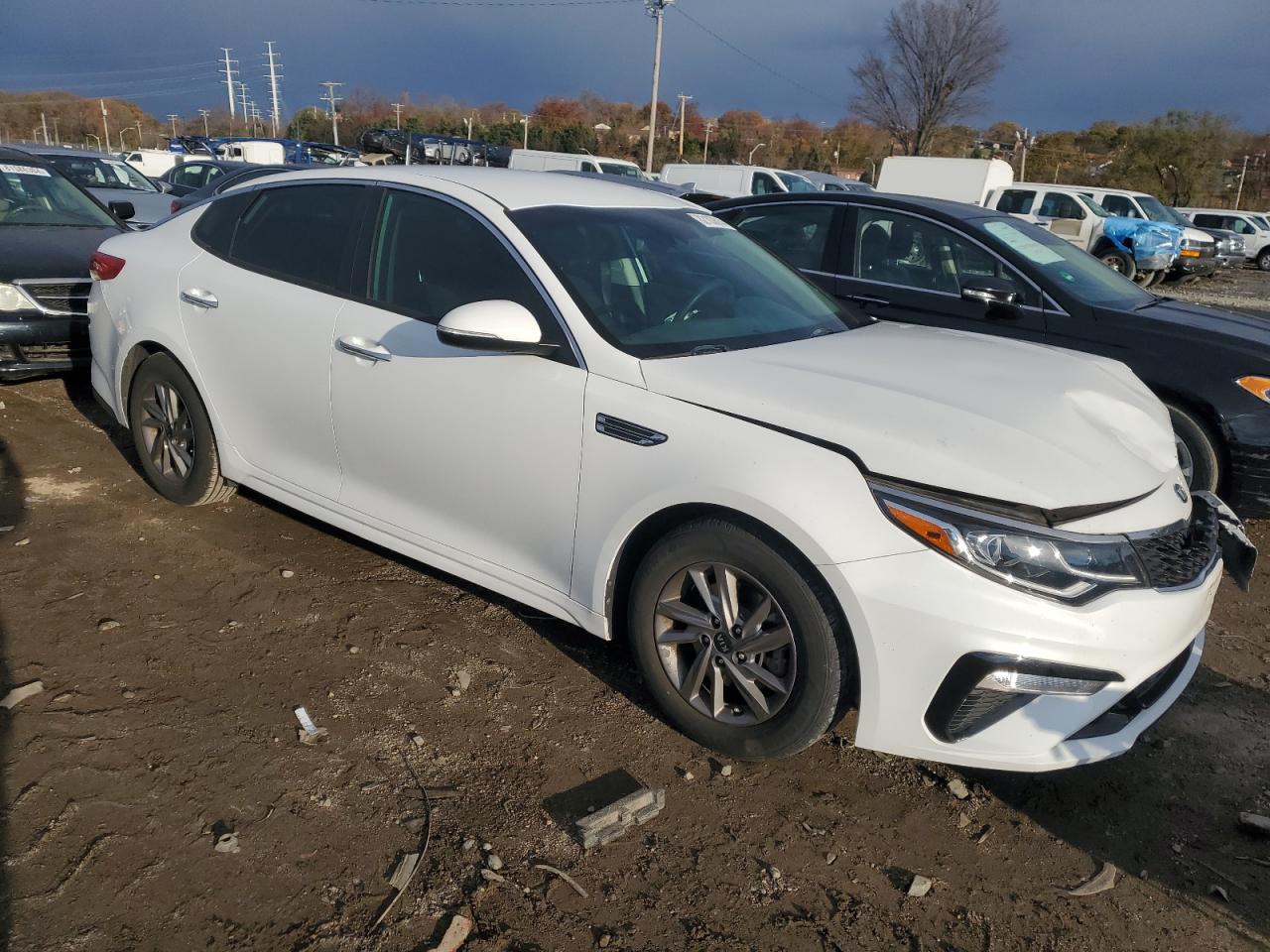 2020 Kia Optima - Image 4