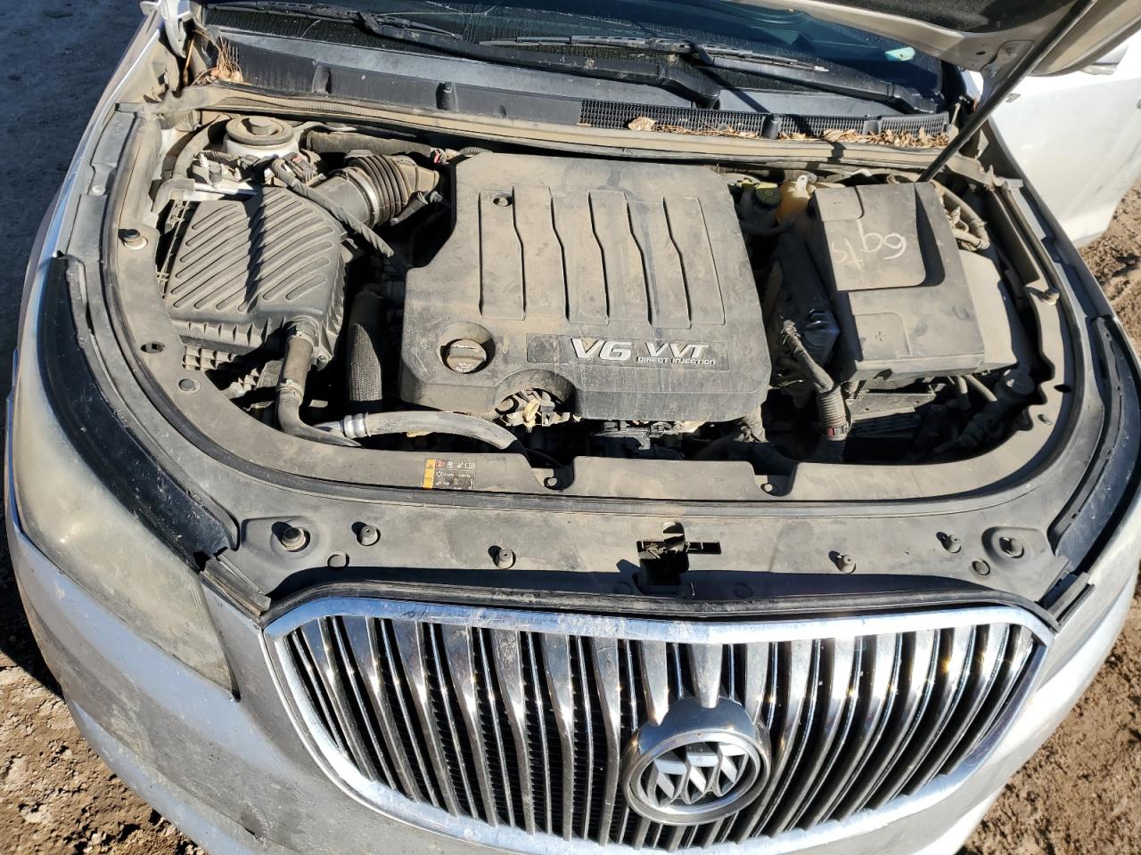 2014 Buick LaCrosse - Image 11