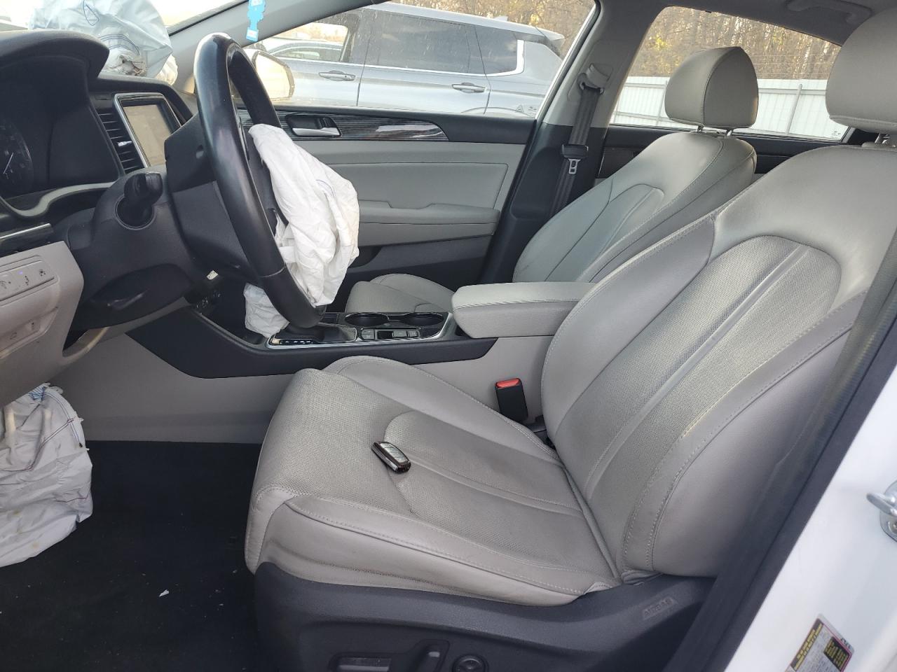 2018 Hyundai Sonata - Image 7