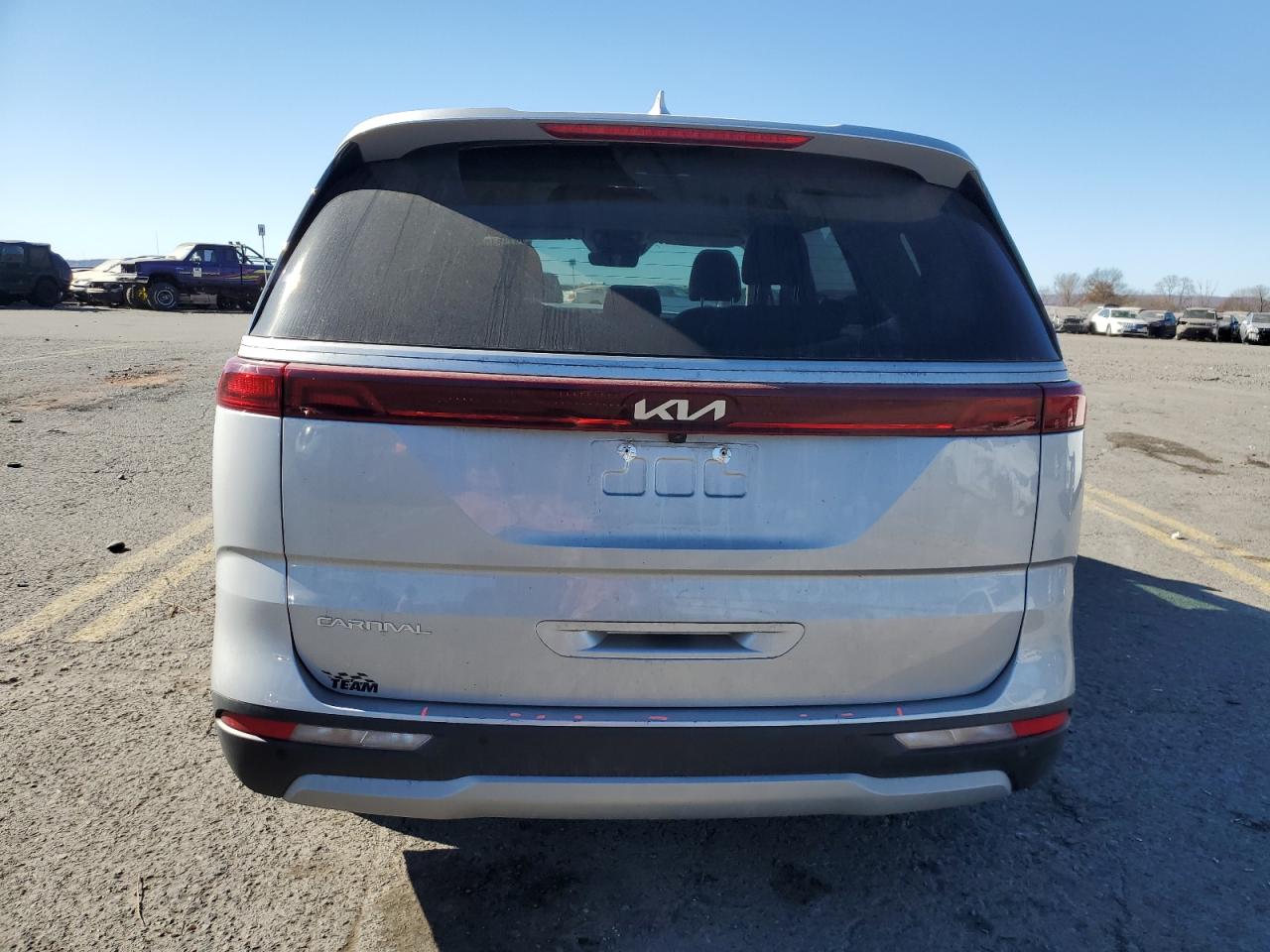 2023 Kia Carnival Lx VIN: KNDNB4H38P6193110 Lot: 79718404