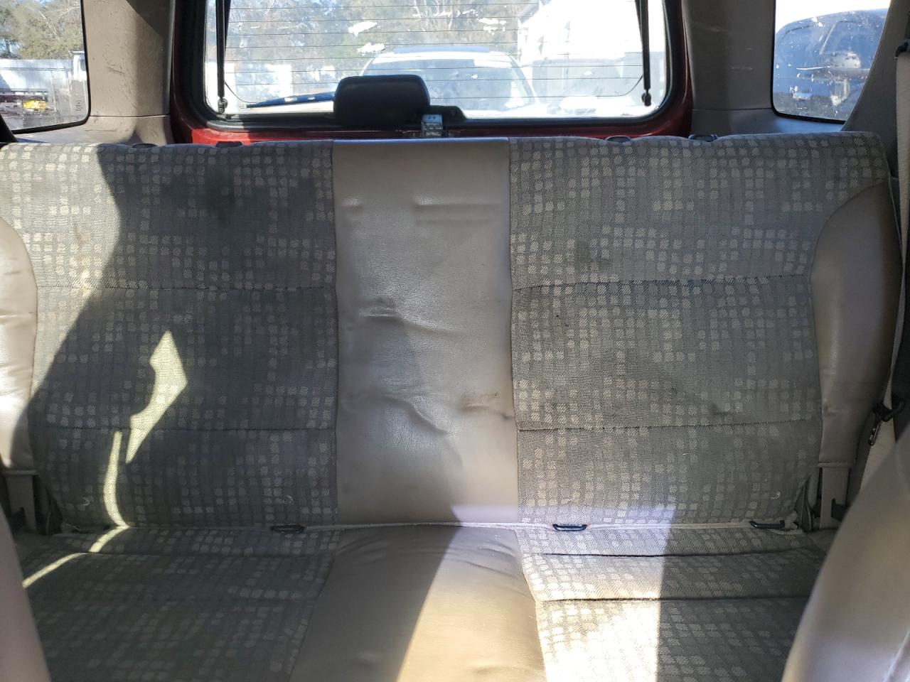 2001 Ford Escape - Image 10