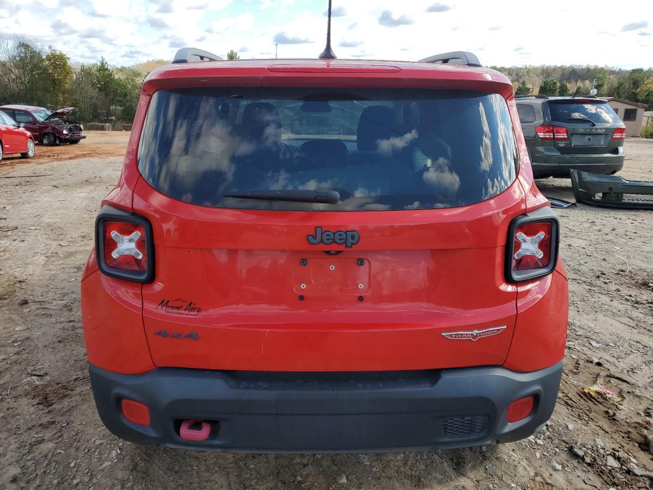 VIN ZACCJBCT1FPB81463 2015 JEEP RENEGADE no.6