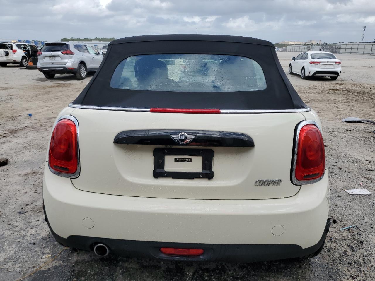 2018 Mini Cooper VIN: WMWWG5C54J3D01302 Lot: 80469734