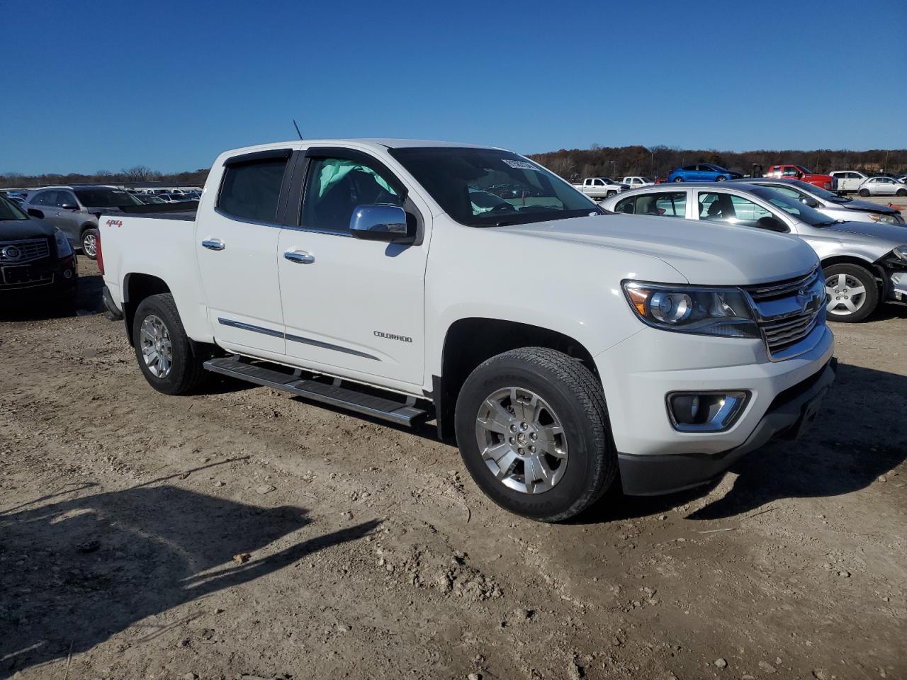 2019 Chevrolet Colorado - Image 4