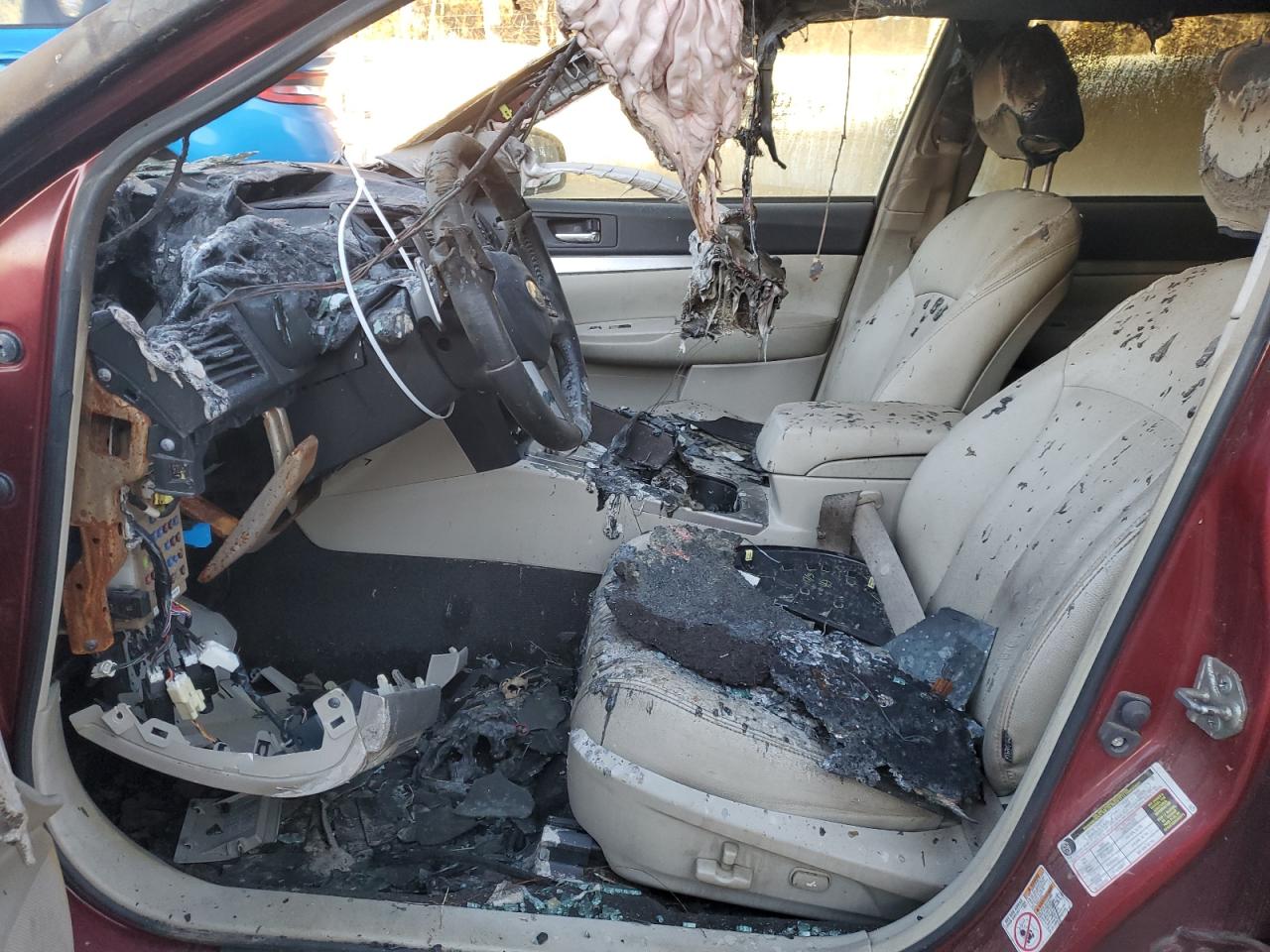 2011 Subaru Outback - Image 7