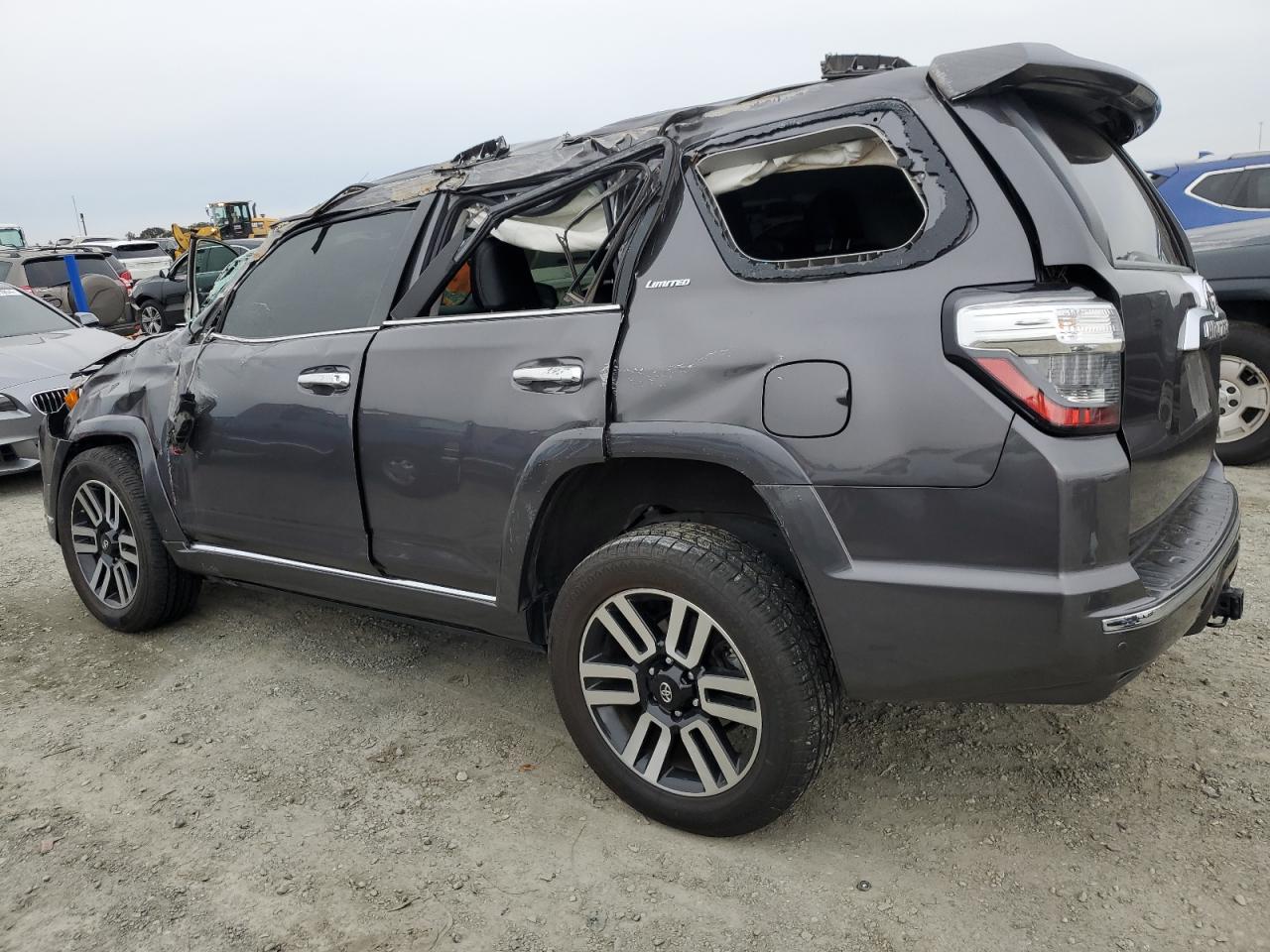 VIN JTEBU5JR2H5460875 2017 TOYOTA 4RUNNER no.2