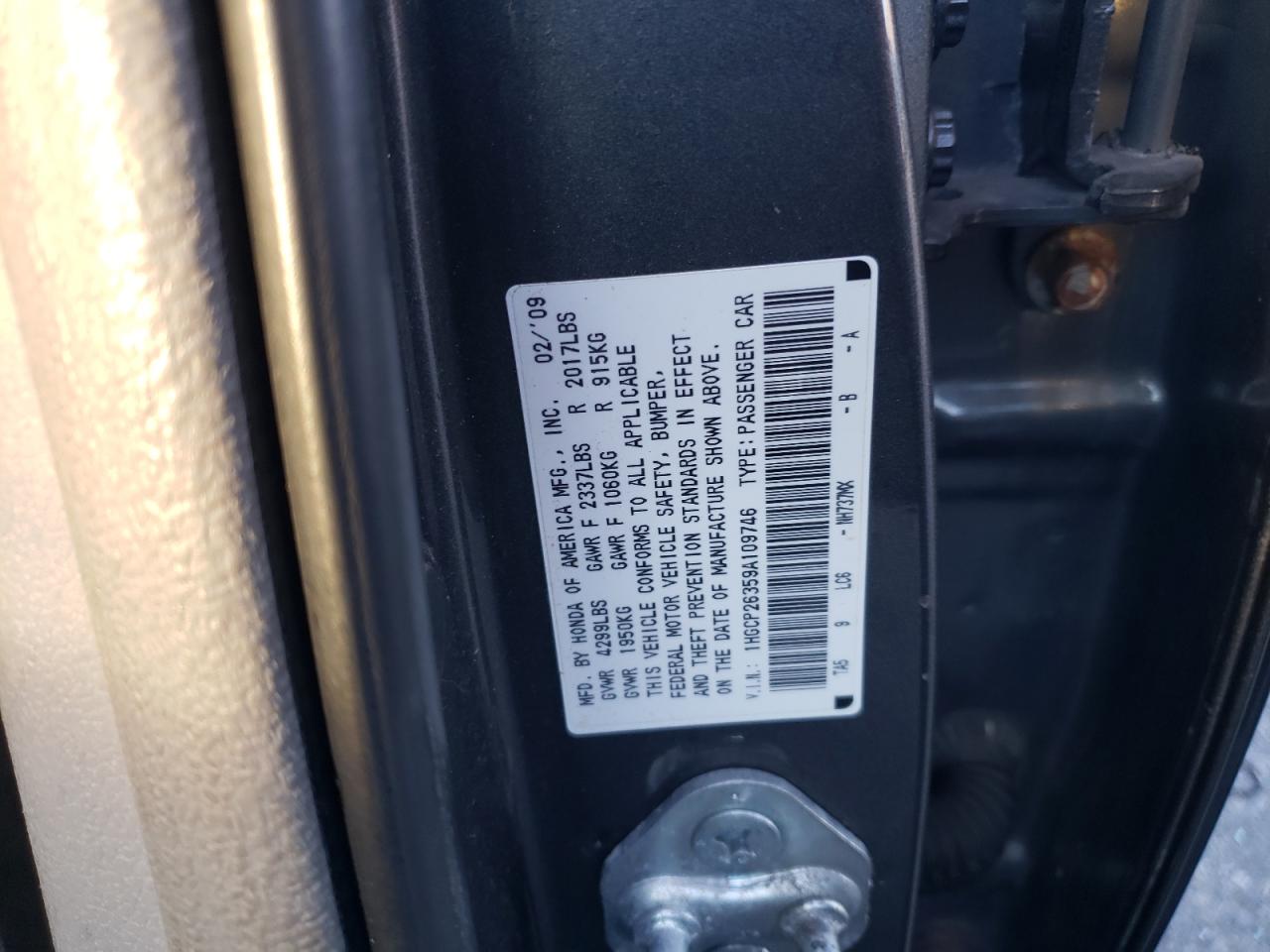 2009 Honda Accord - Image 12