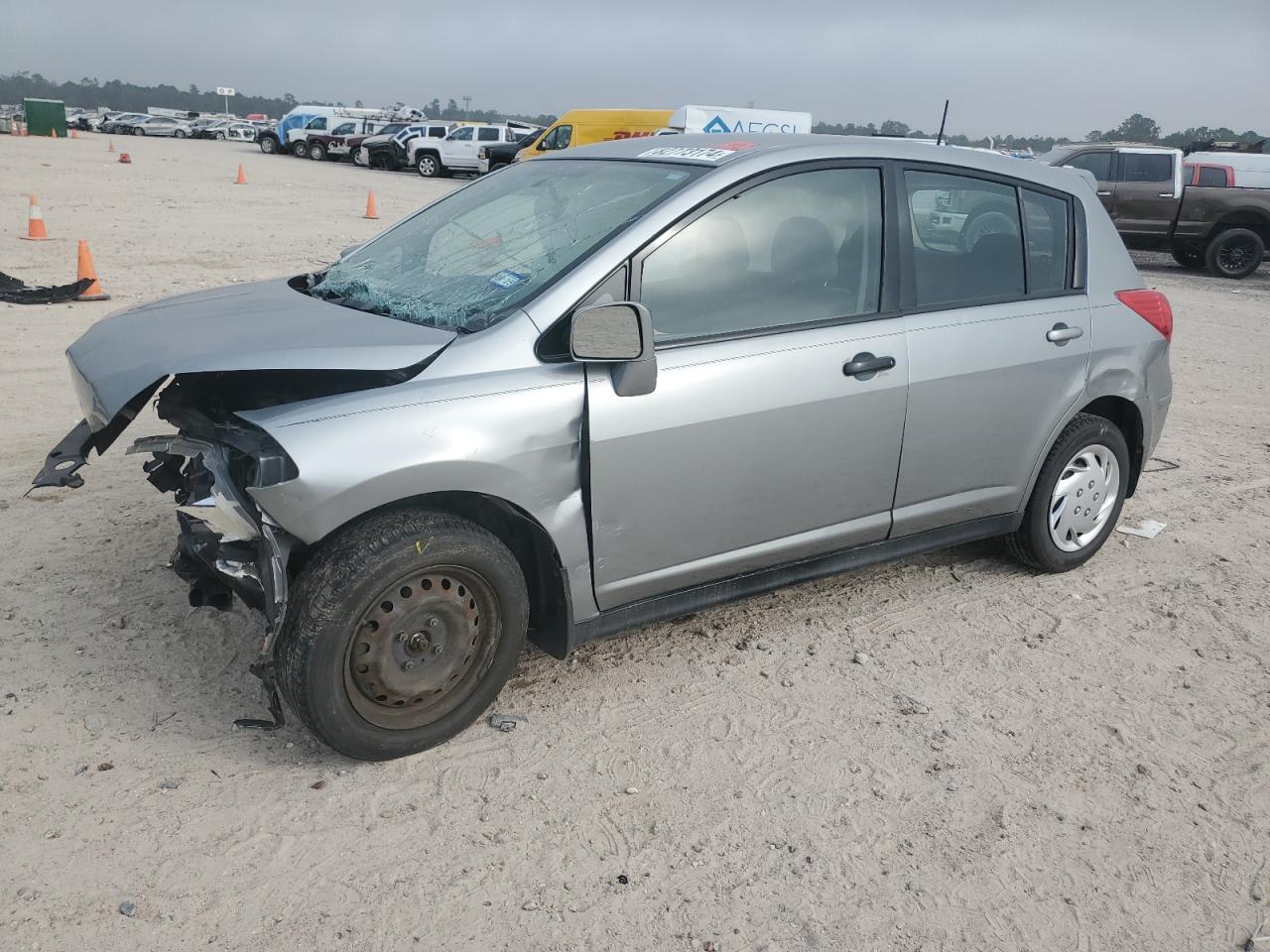 2009 Nissan Versa - Image 1