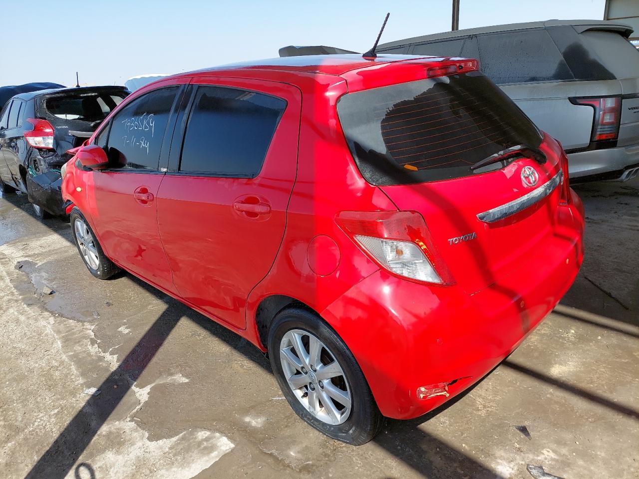 JTDKW9D39DD535617 - 2013 Toyota Yaris - #79365154