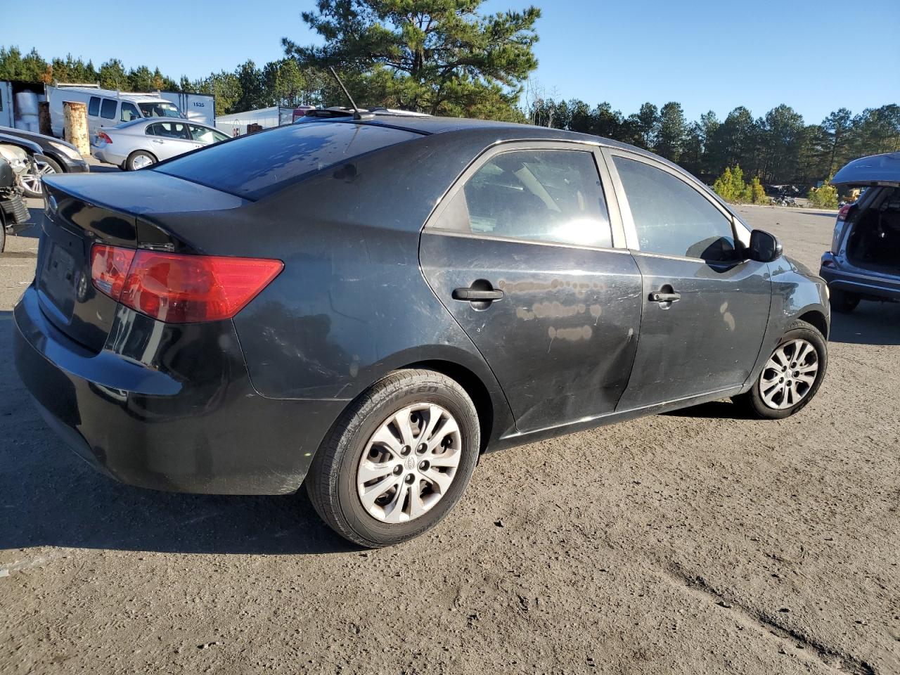 2011 Kia Forte - Image 3