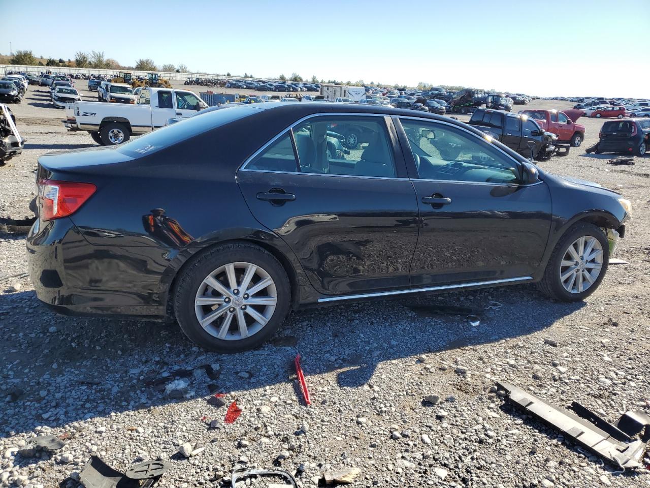 2012 Toyota Camry - Image 3