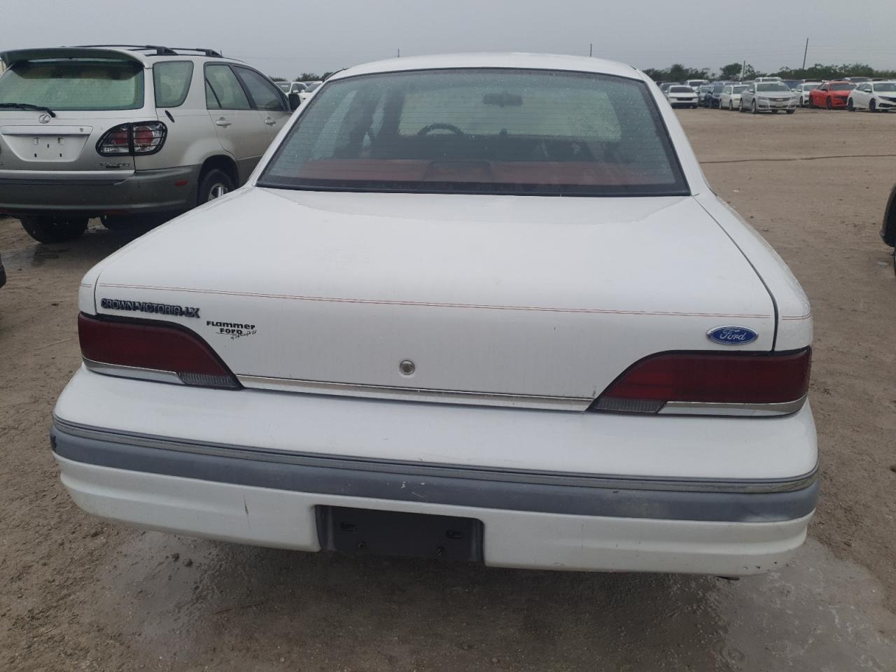 1992 Ford Crown Victoria Lx VIN: 2FALP74W6NX244444 Lot: 81193284