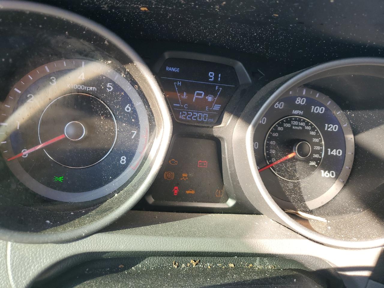 2016 Hyundai Elantra - Image 9