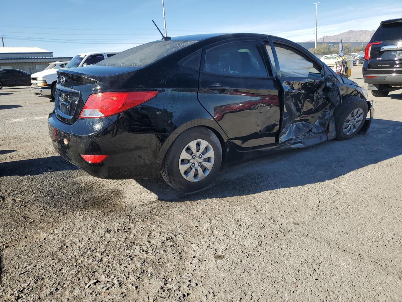 2016 Hyundai Accent - Image 3