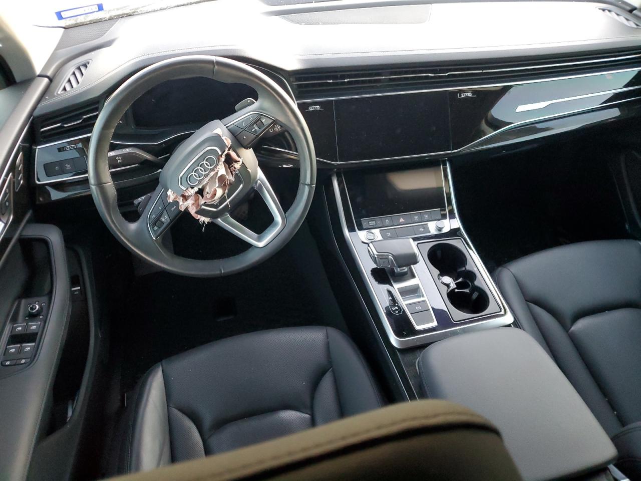2023 Audi Q7 - Image 8