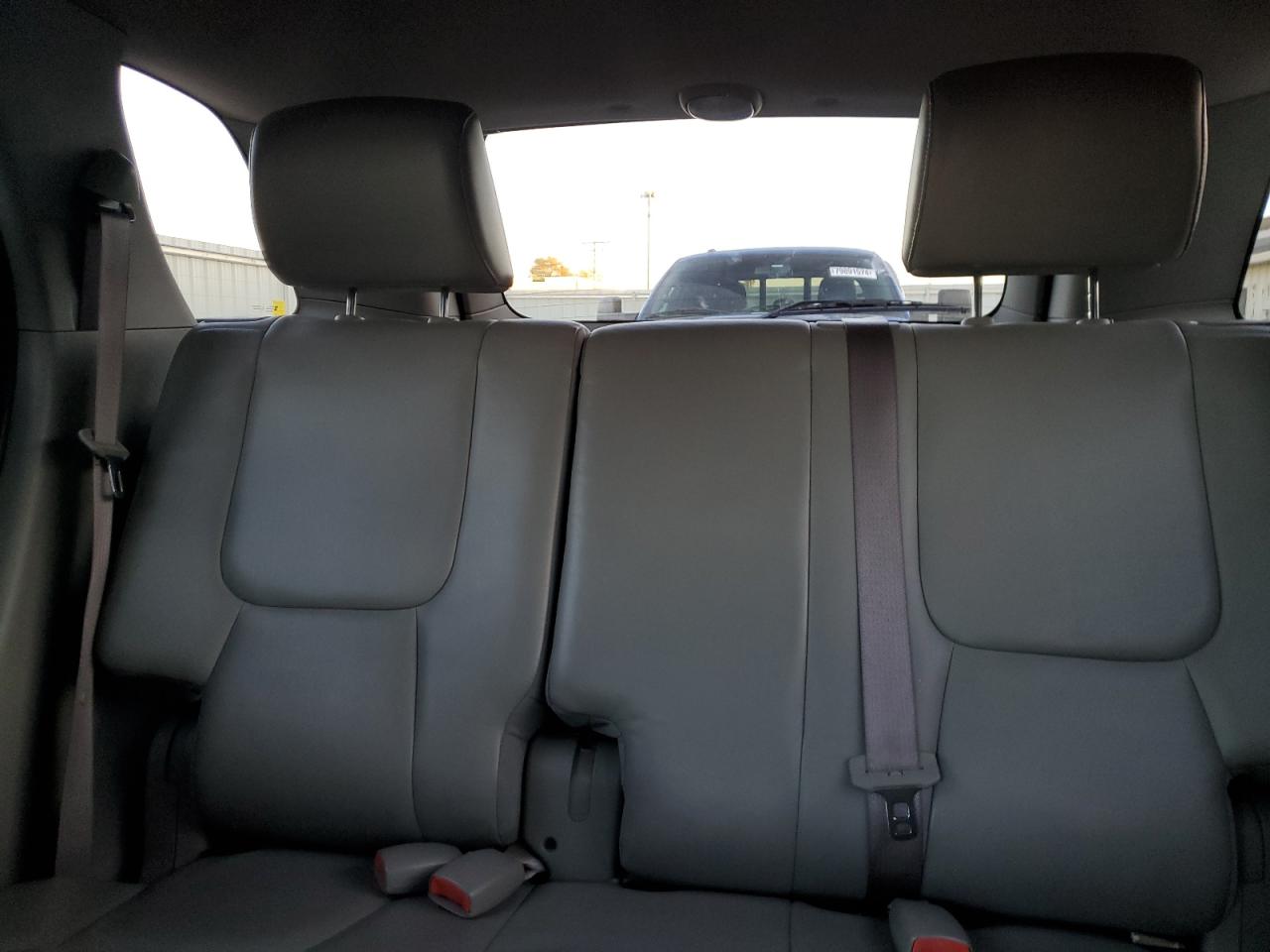 2005 Chevrolet Equinox - Image 10