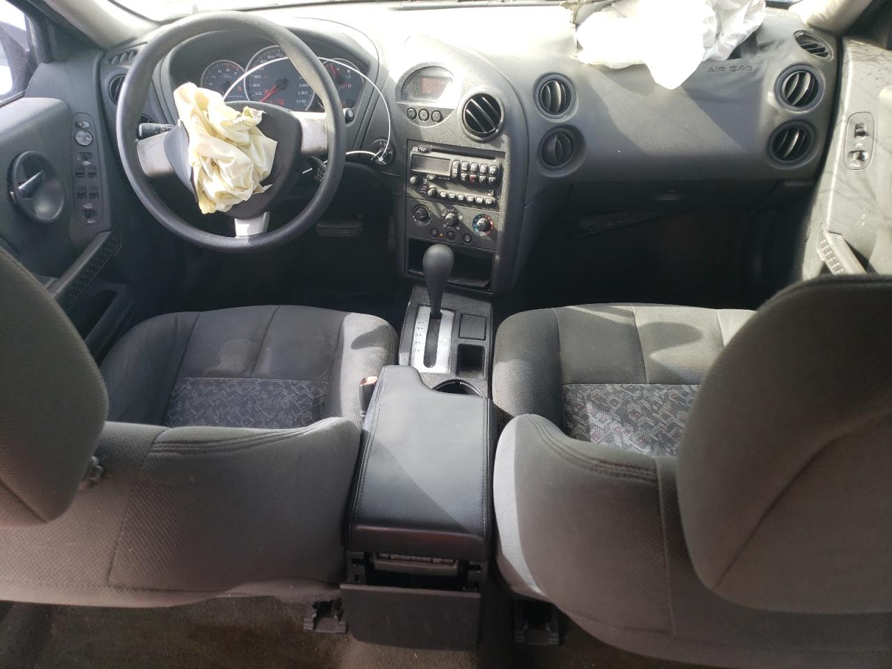 2004 Pontiac Grand Prix - Image 8