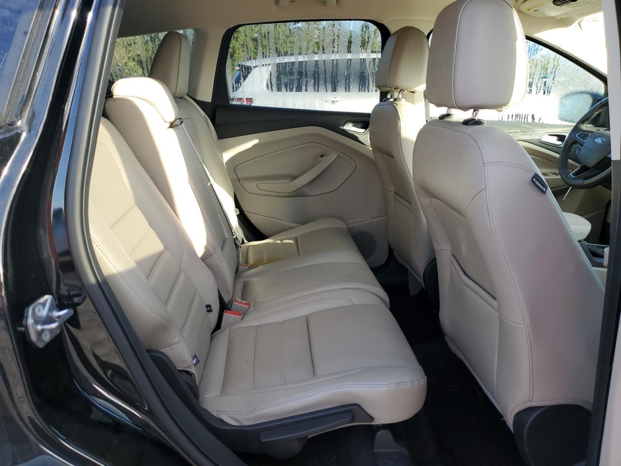 2017 Ford Escape - Image 11