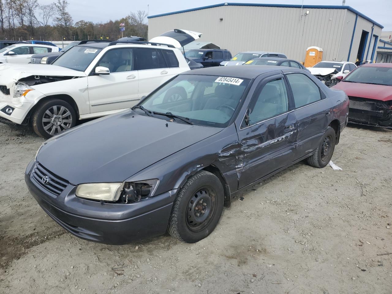 1999 Toyota Camry - Image 1