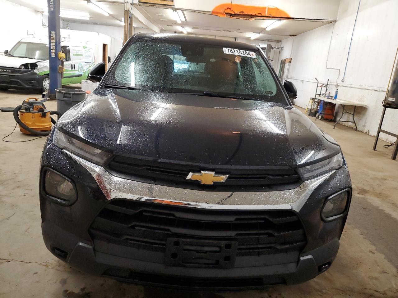 VIN KL79MNSLXMB137101 2021 CHEVROLET TRAILBLZR no.5