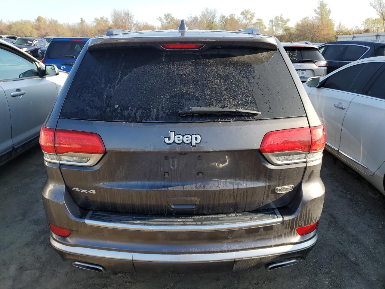 2017 Jeep Grand Cherokee - Image 6