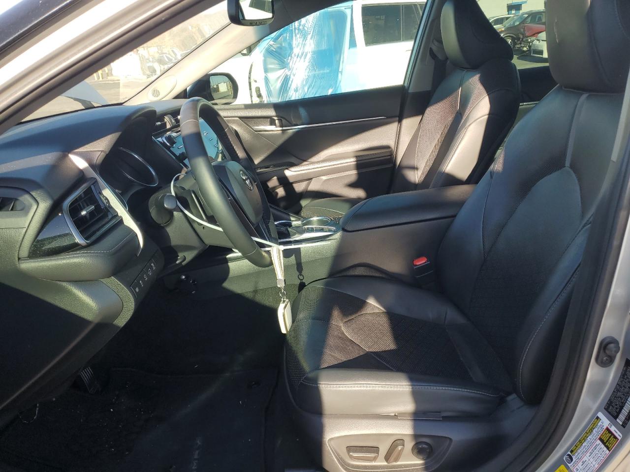 2020 Toyota Camry - Image 7