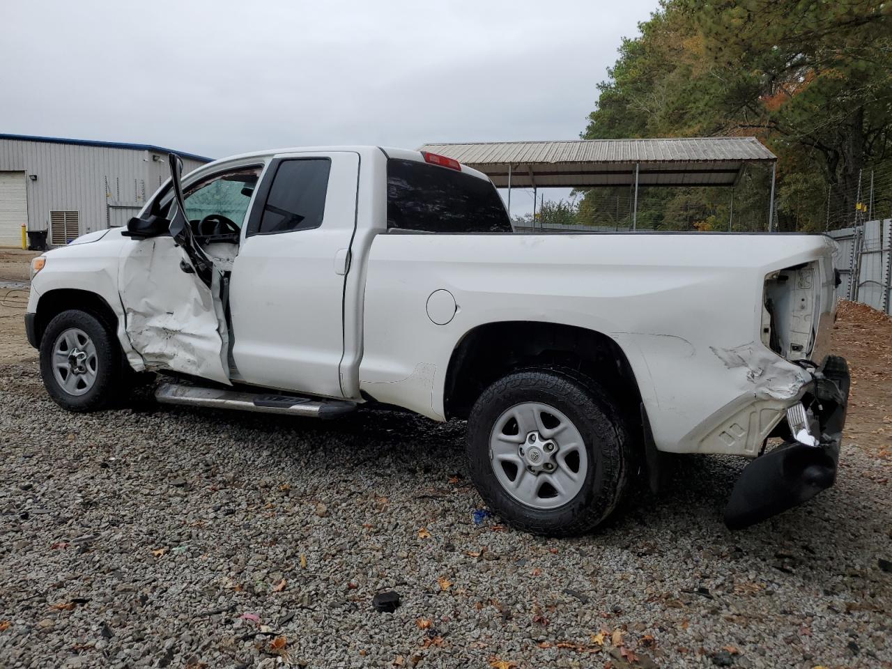 2014 Toyota Tundra - Image 2