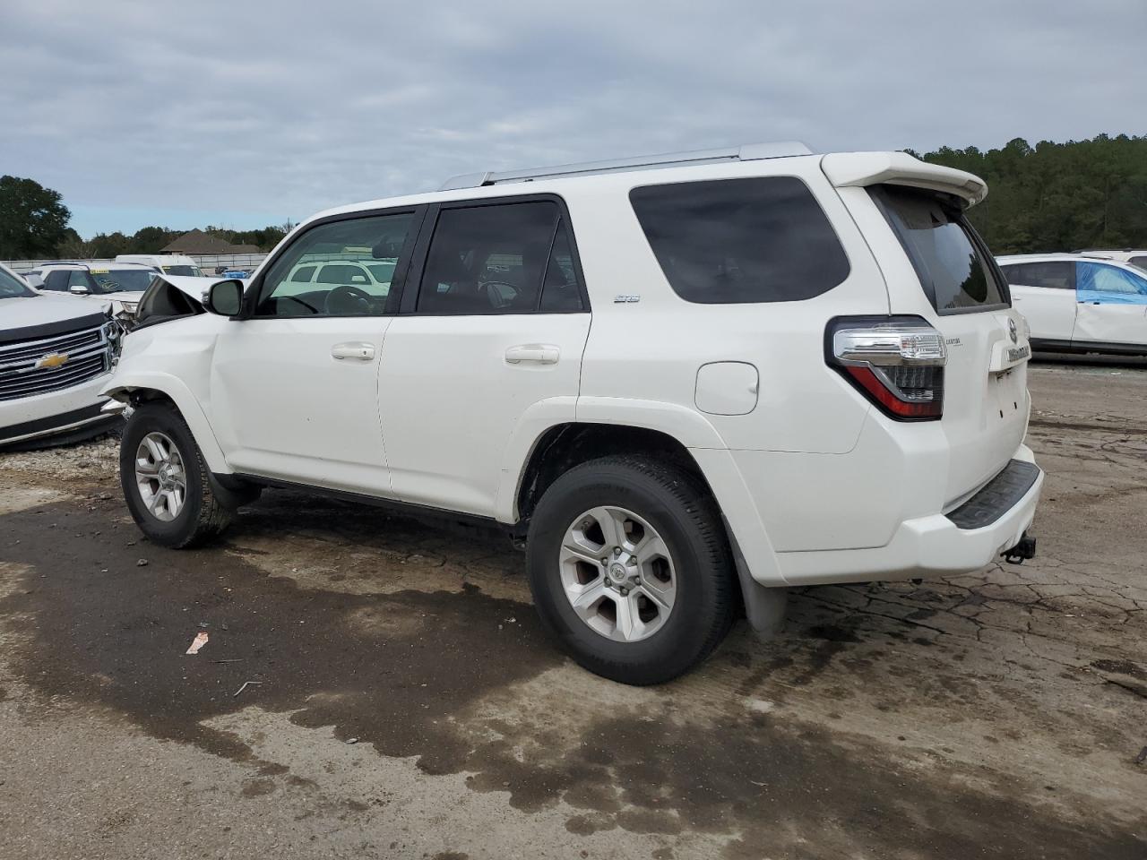 2018 Toyota 4Runner - Image 2