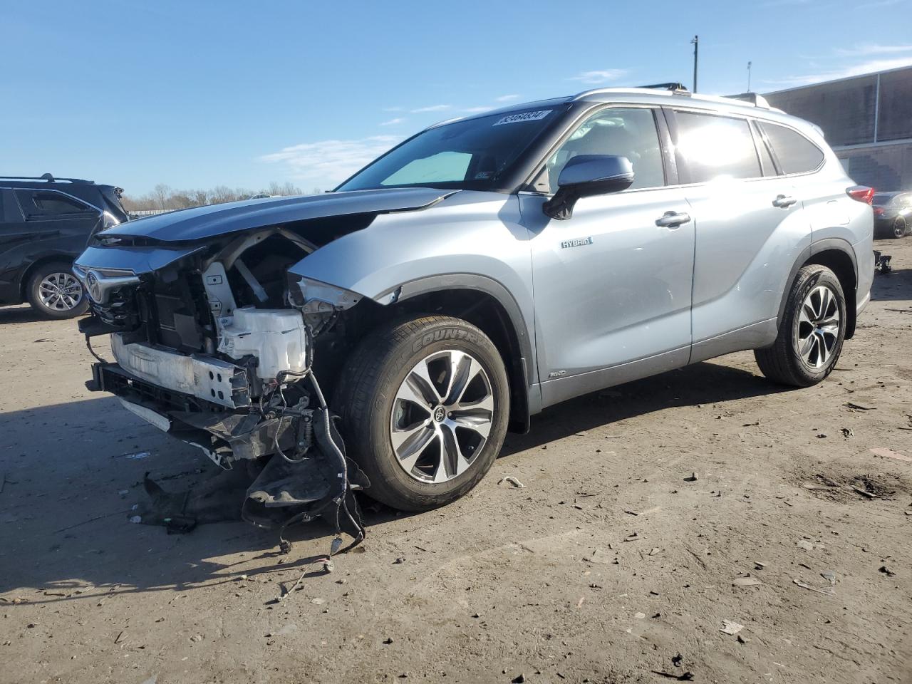 2021 Toyota Highlander - Image 1