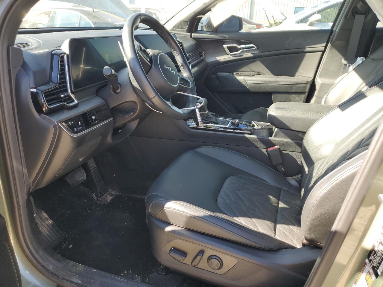 2023 Kia Sportage - Image 7
