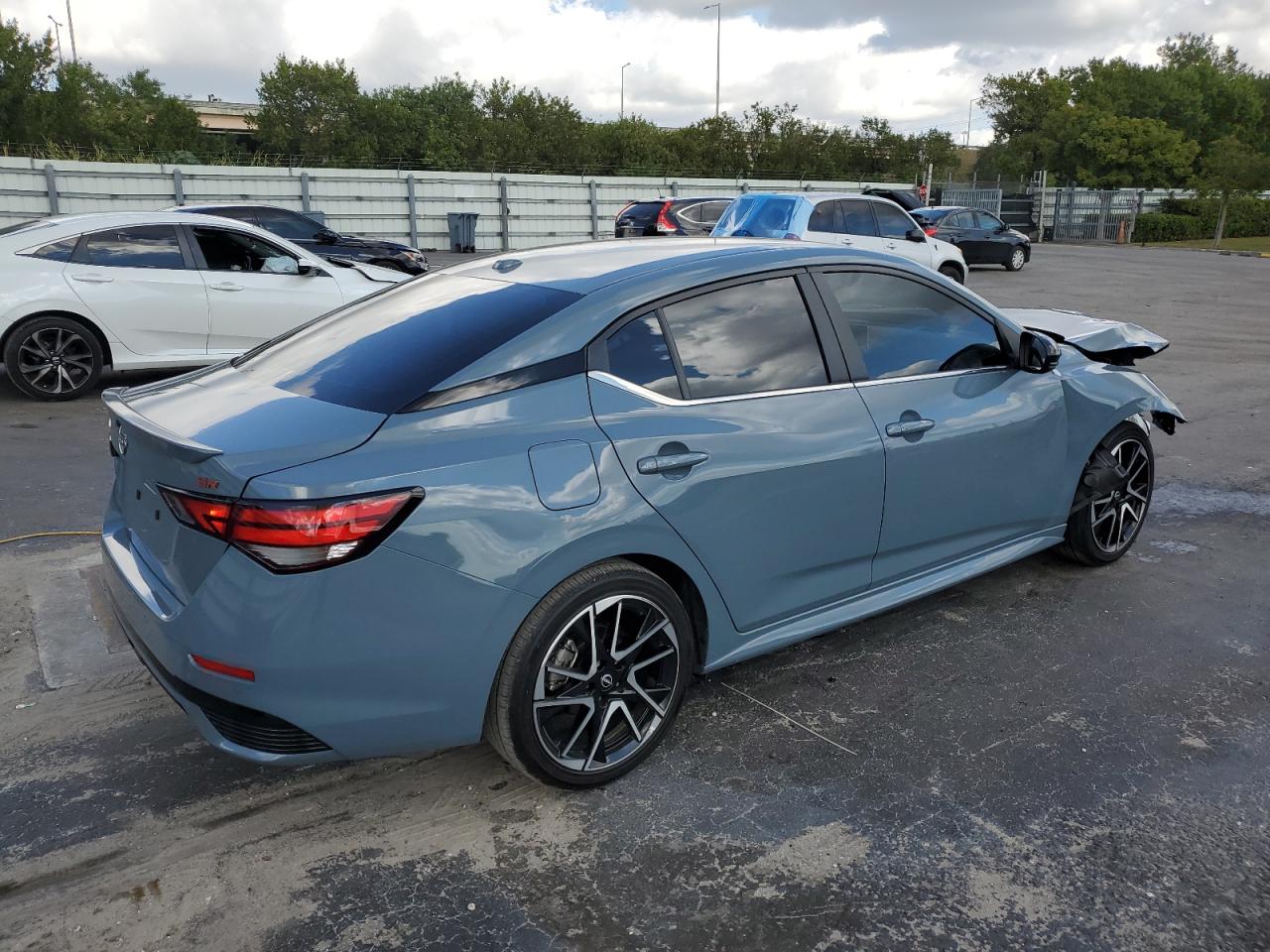 2024 Nissan Sentra - Image 3