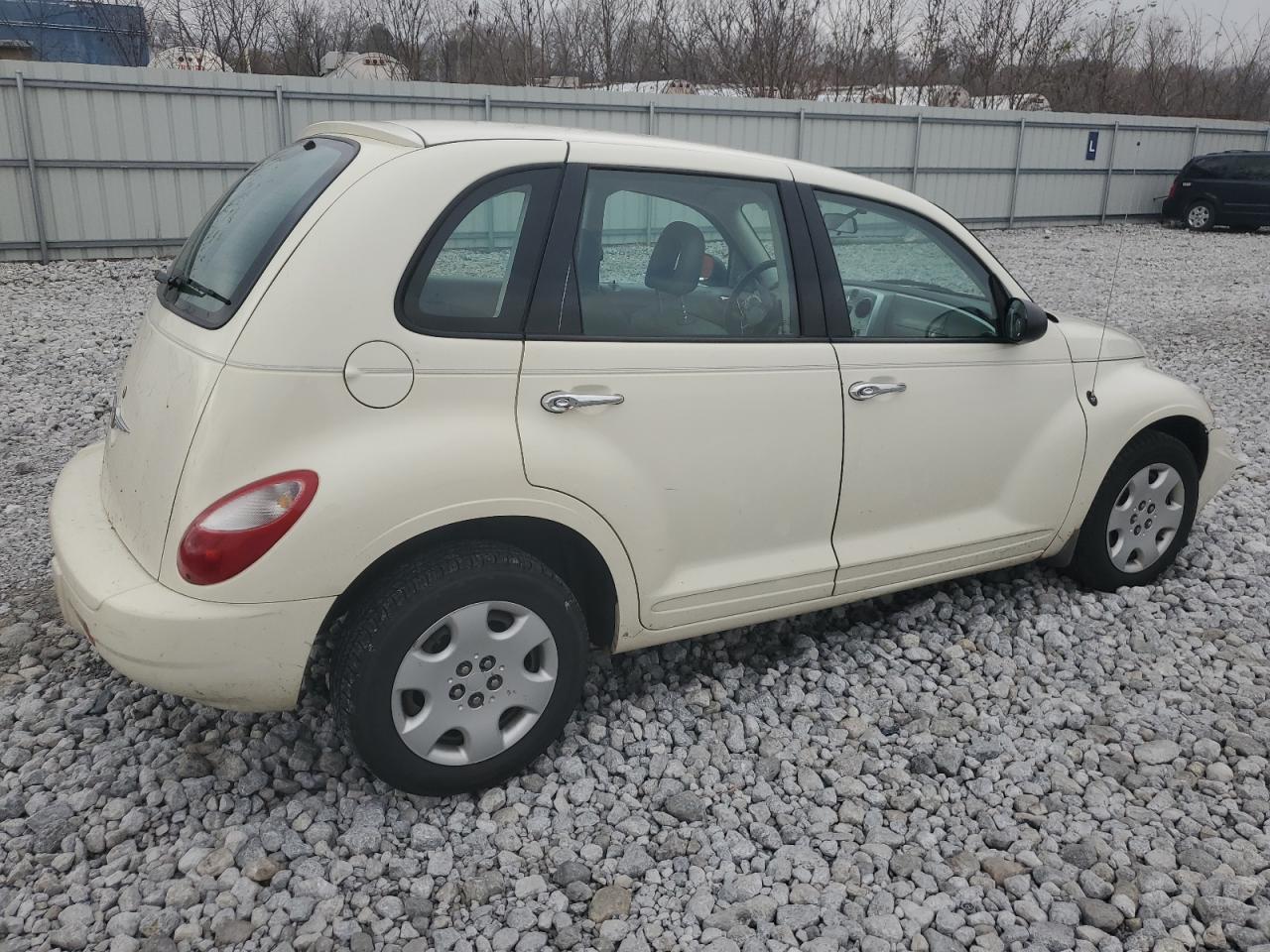 2007 Chrysler PT Cruiser - Image 3
