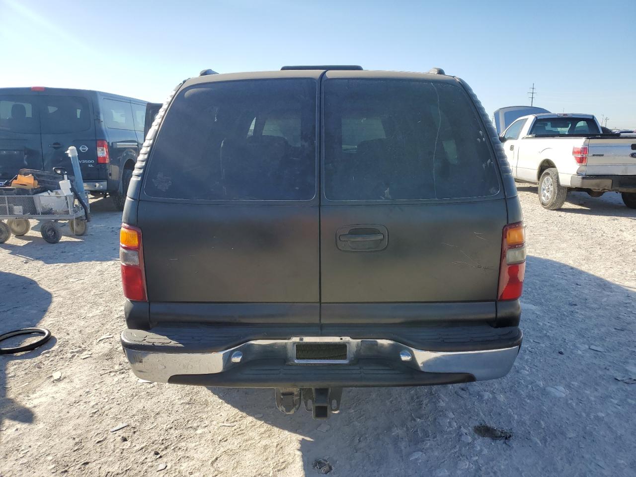 2001 Chevrolet Suburban - Image 6