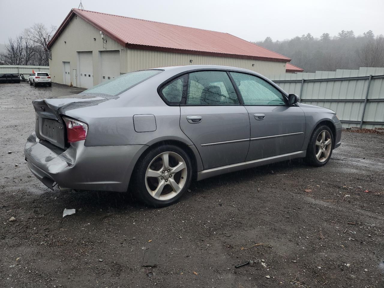 2009 Subaru Legacy - Image 3