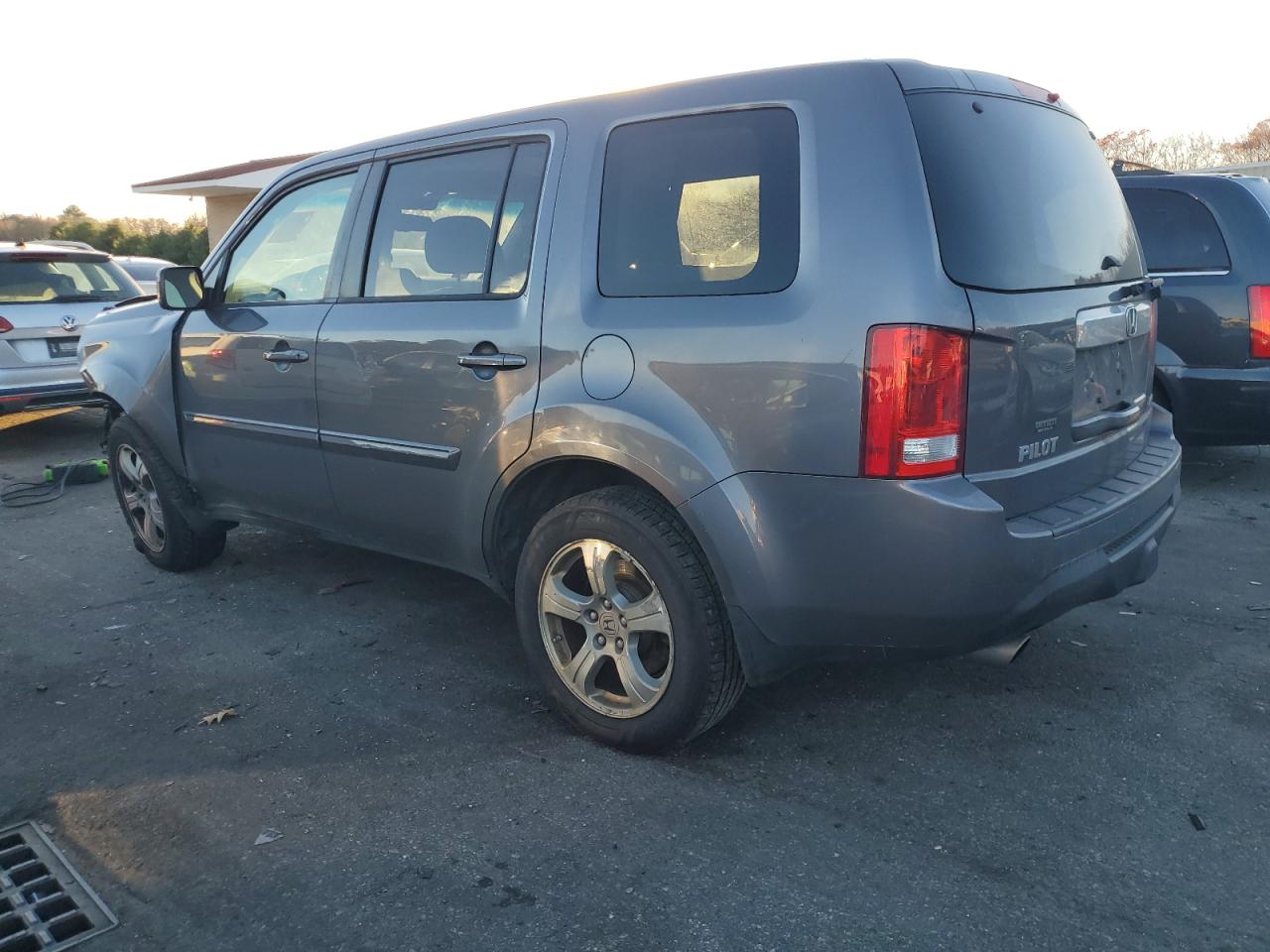 2015 Honda Pilot - Image 2