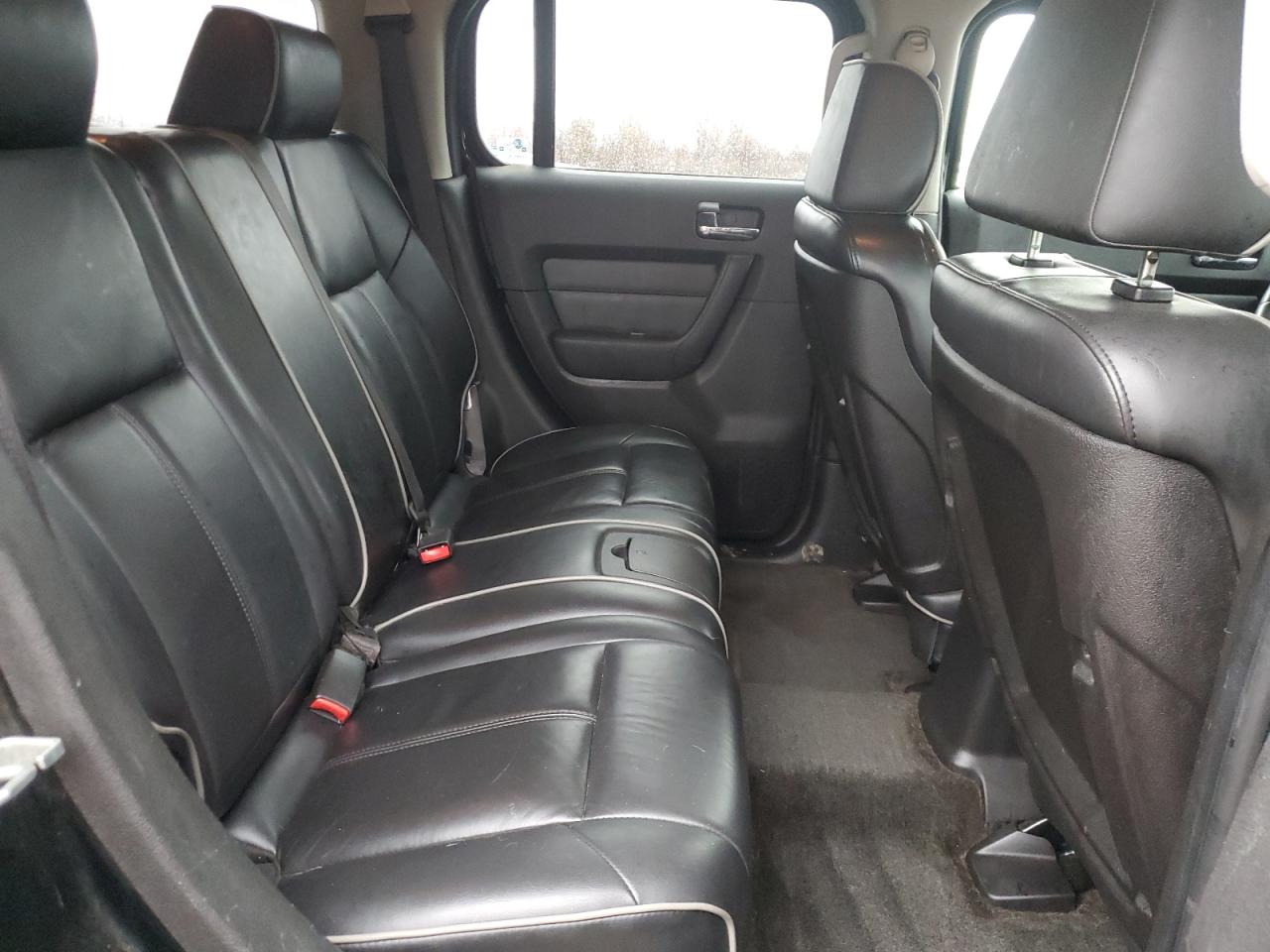 2009 Hummer H3 - Image 11