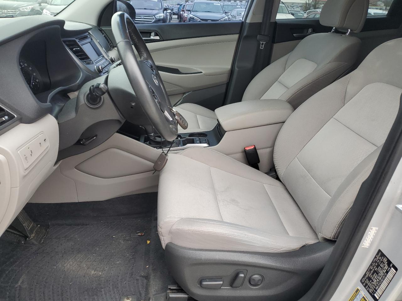 2016 Hyundai Tucson - Image 7