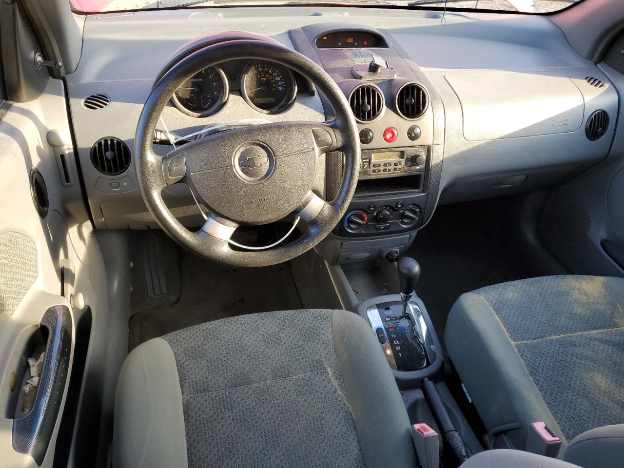 2005 Chevrolet Aveo - Image 8