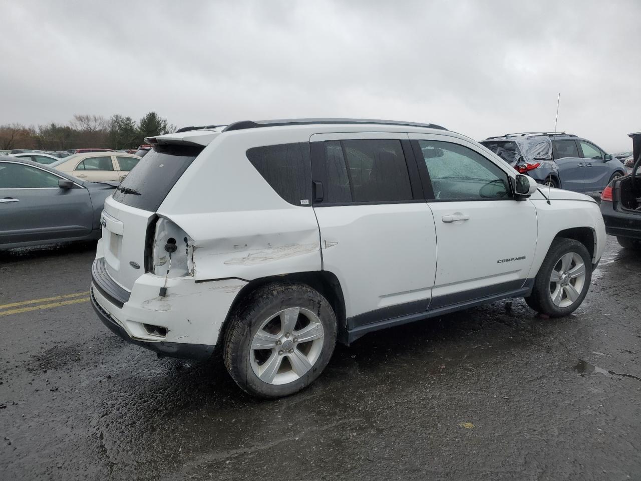 2016 Jeep Compass - Image 3