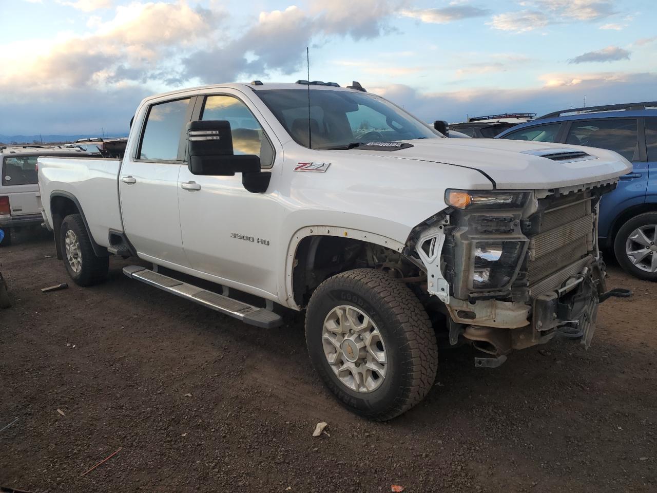 2021 Chevrolet Silverado - Image 4