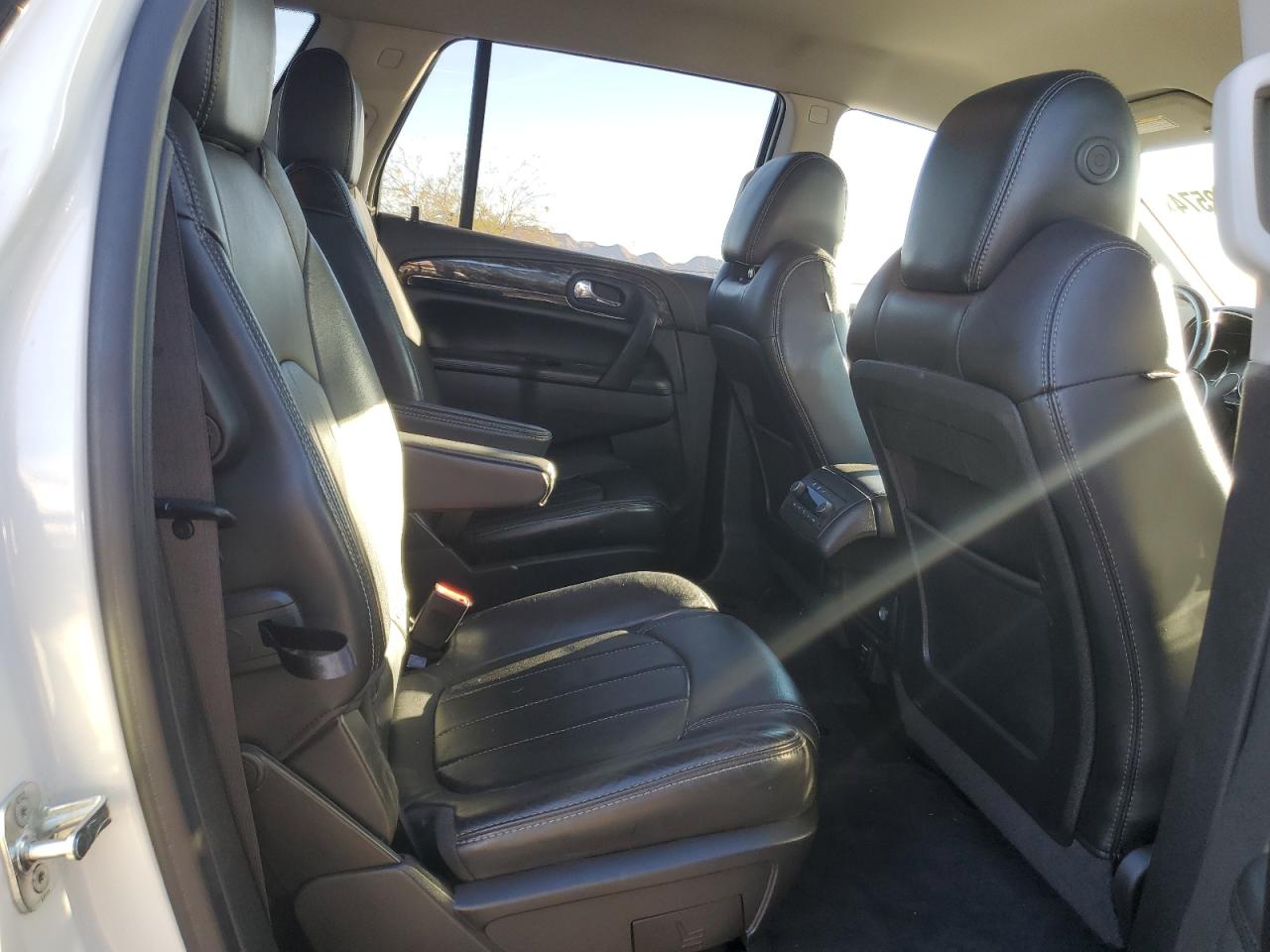 2014 Buick Enclave - Image 11
