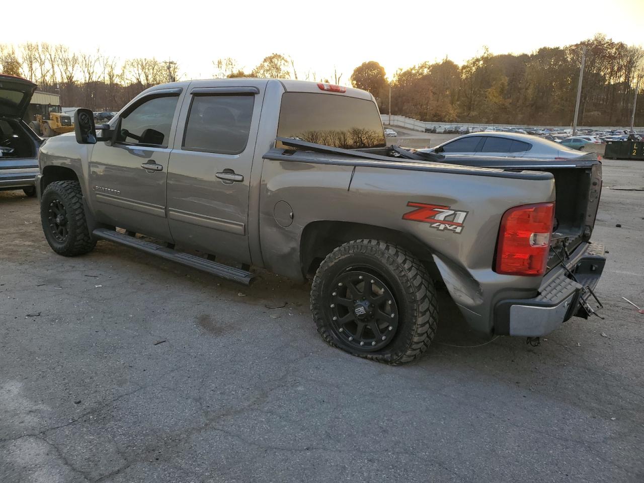 2013 Chevrolet Silverado - Image 2