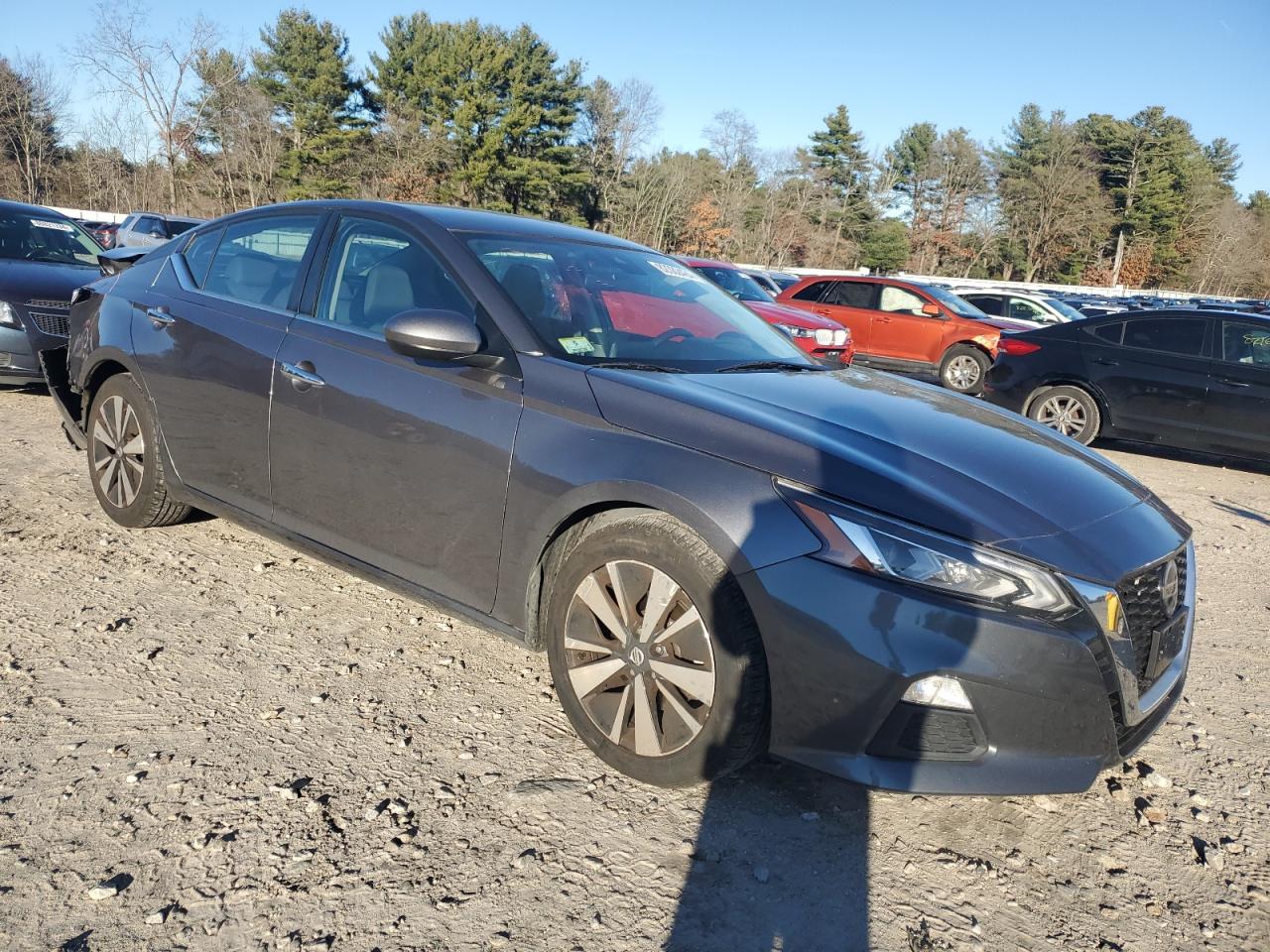 2021 Nissan Altima - Image 4
