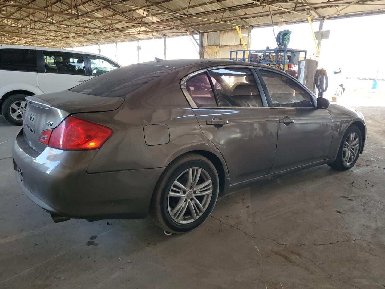 2013 Infiniti G - Image 3