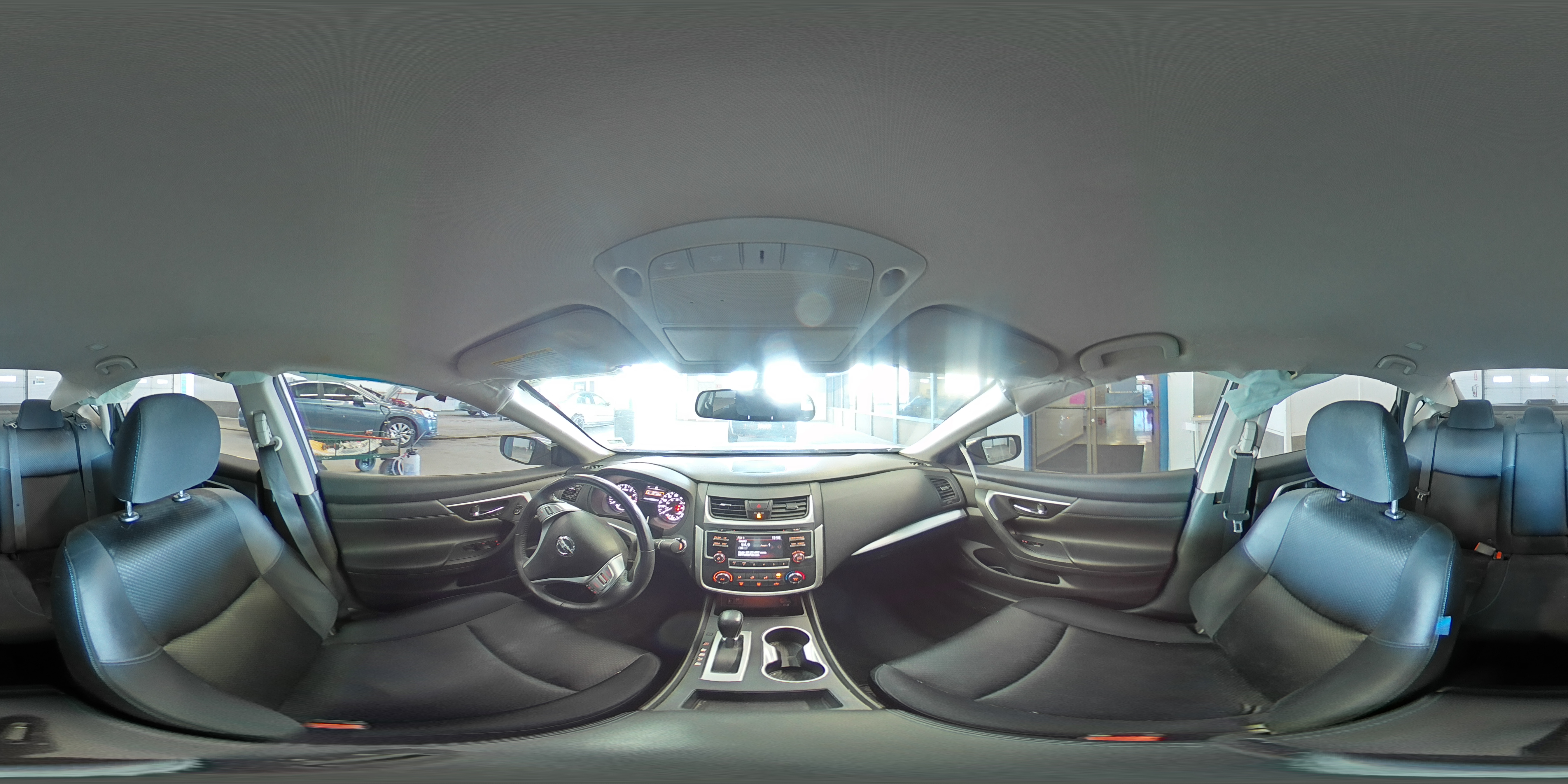 2016 Nissan Altima - Image 13