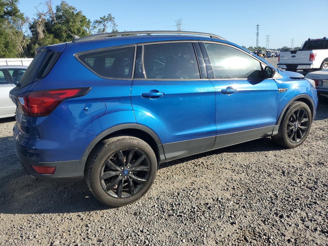 2019 Ford Escape - Image 3