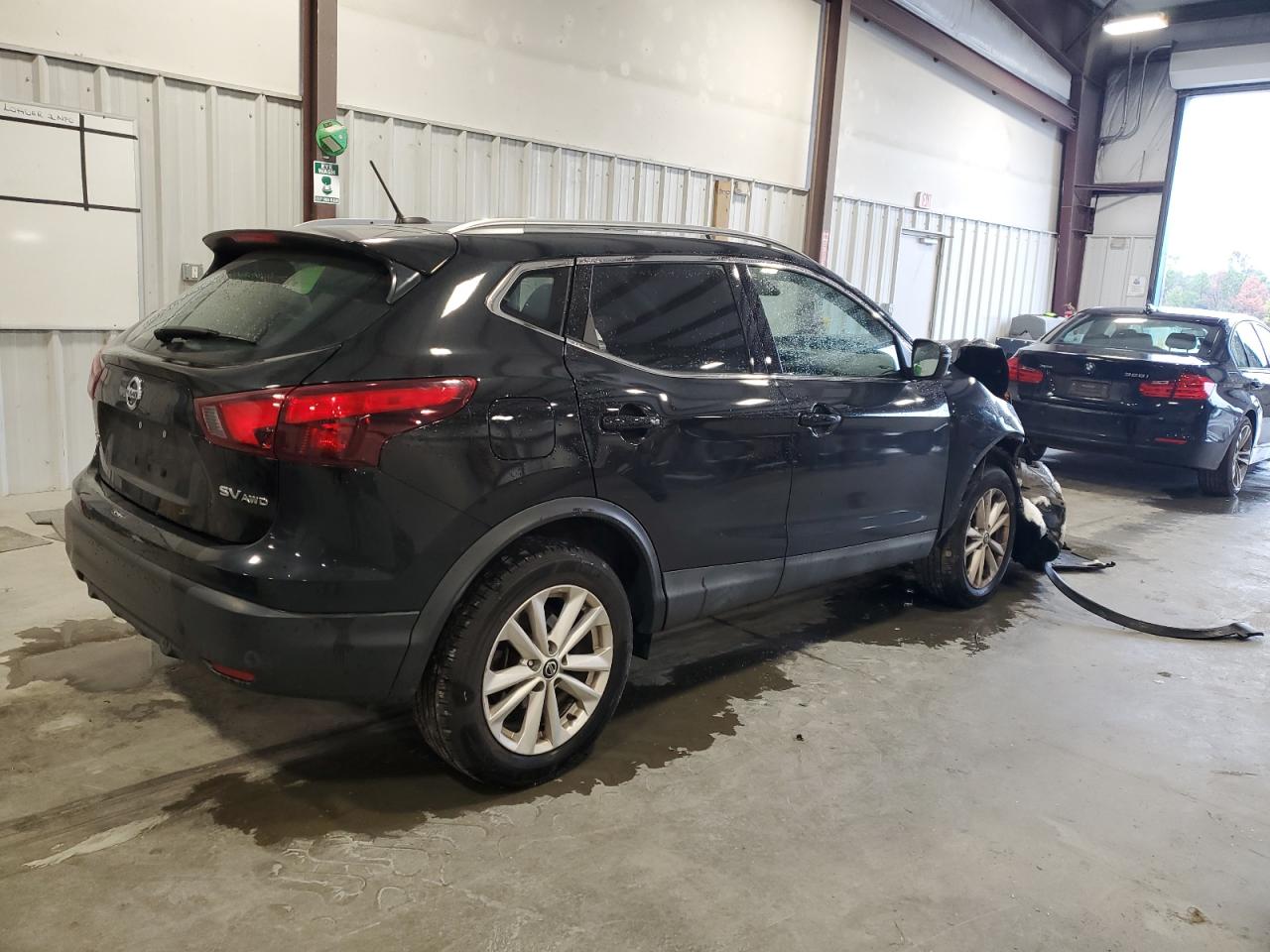 2019 Nissan Rogue - Image 3