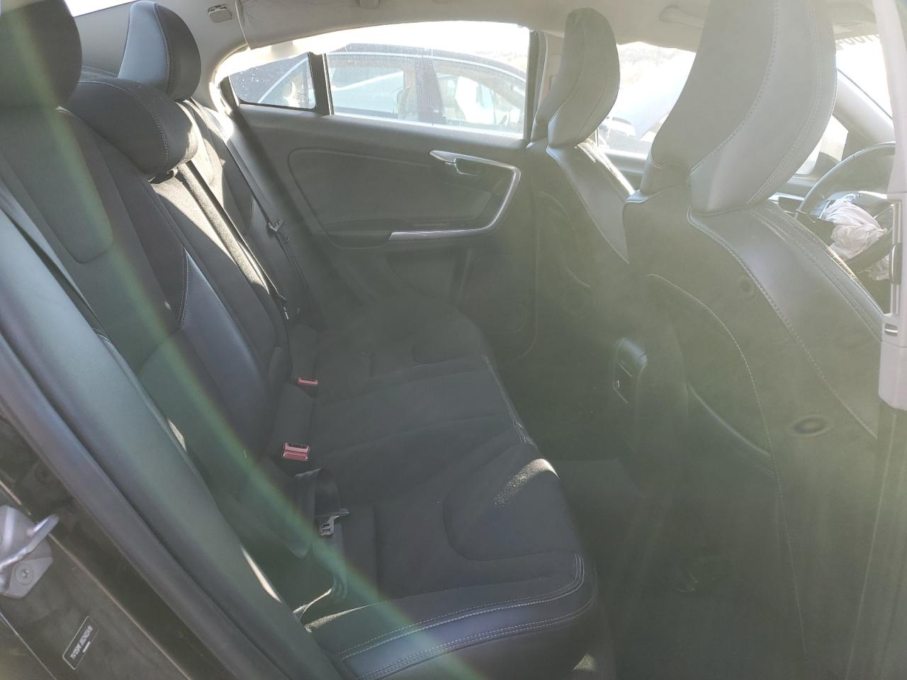 2016 Volvo S60 VIN: YV126MFJ0G2403418 Lot: 81781084