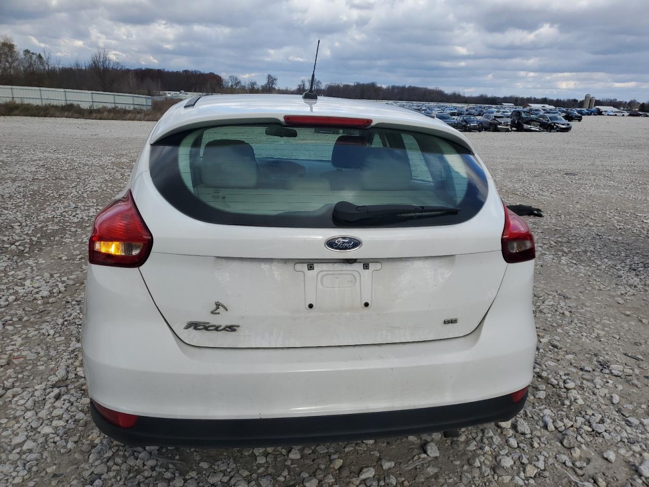 2018 Ford Focus Se VIN: 1FADP3K26JL206586 Lot: 80132004