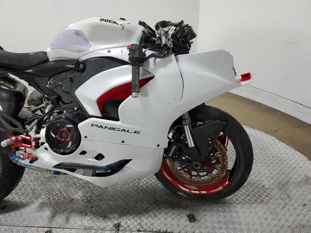 2022 DUCATI PANIGALE V2